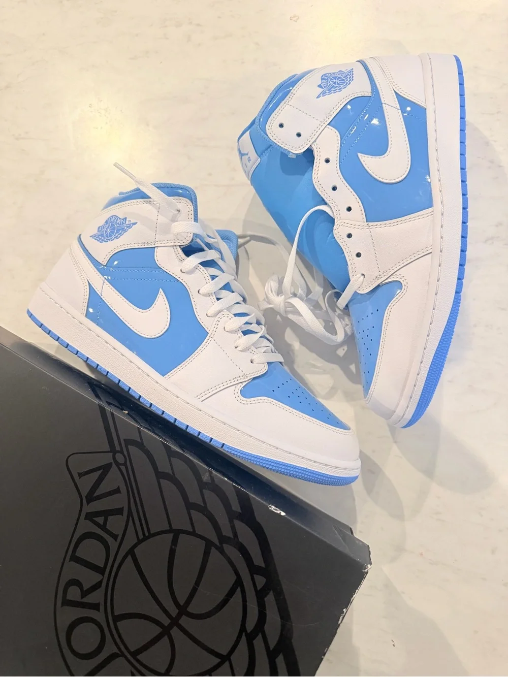 NIB Nike Air Jordan 1 Mid SE FZ2142-114 Sneakers Men White Blue Leather Shoes